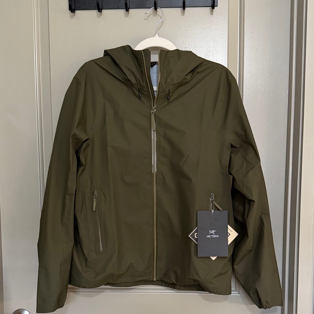 NWT Arc'teryx Coelle Jacket Women Large Color Tatsu